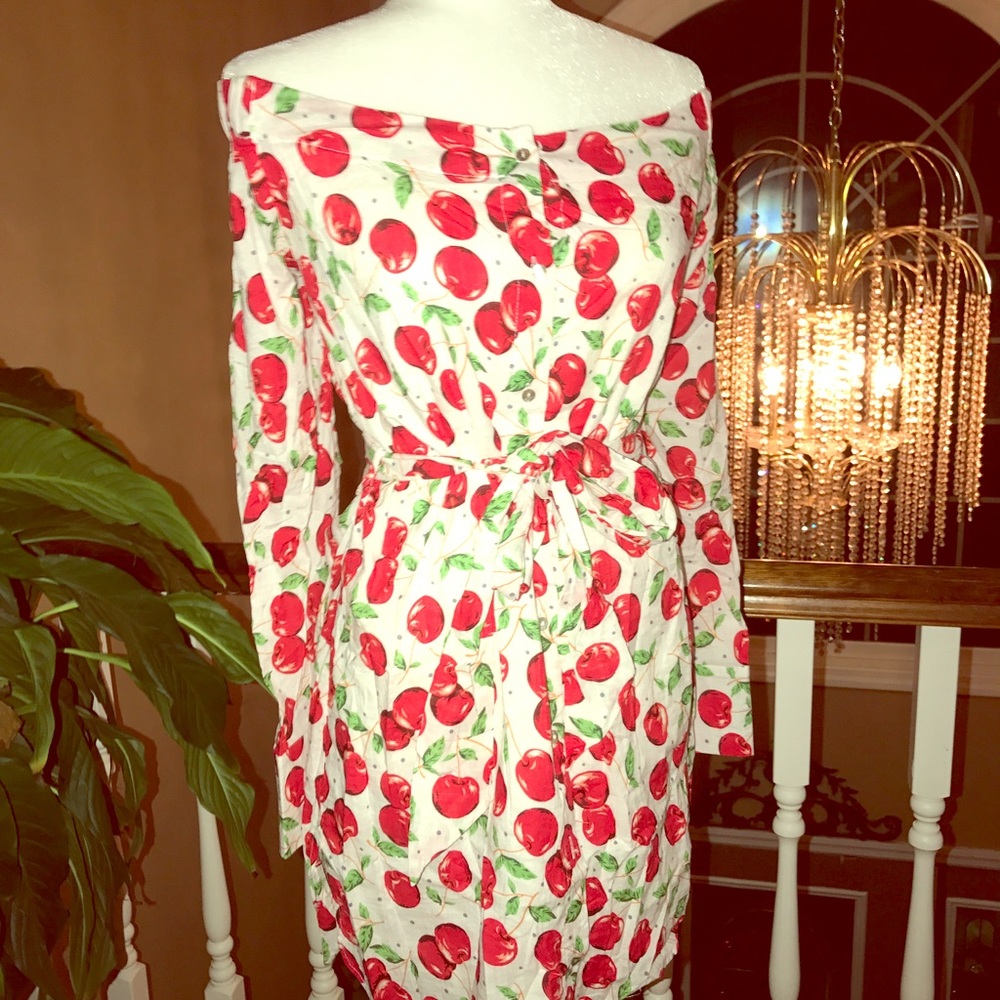 🍒🍒Cherry off the shoulder dress🍒🍒